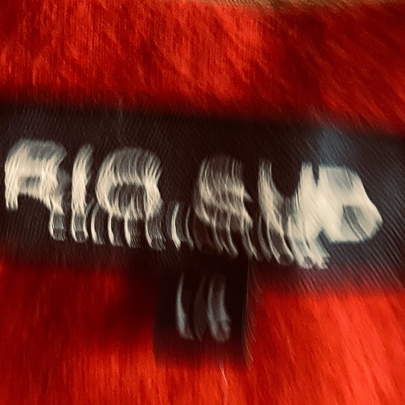 🎉2/25$Rio Sud sequinned rose top♥️ - Picture 4 of 5